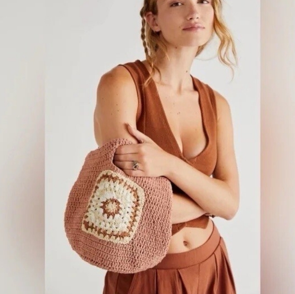 FP Cali Crochet Bag